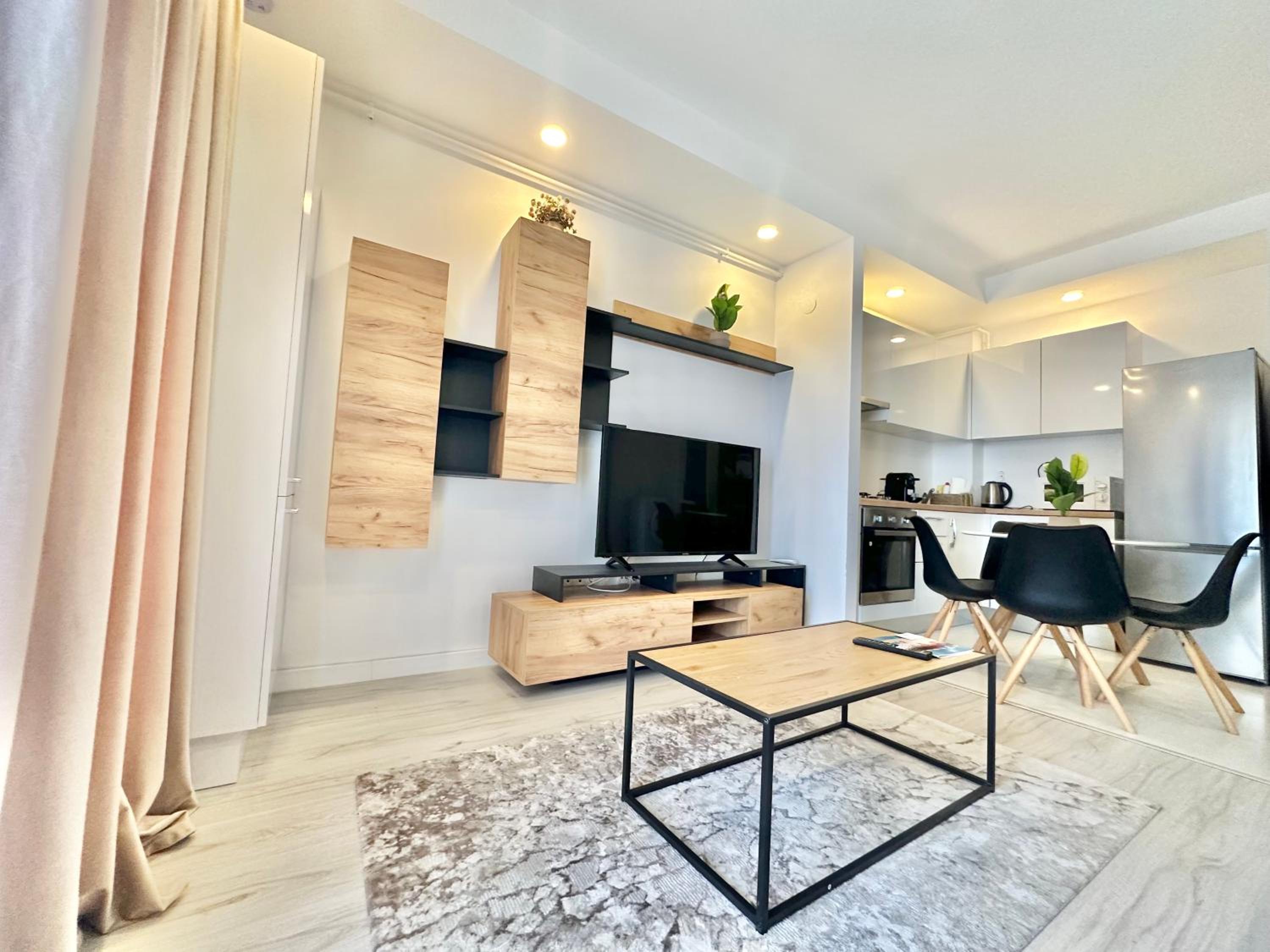 Double Studio A005 StayInn by Cosmopolis view 5