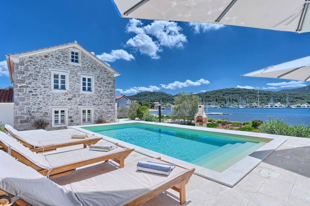 Villa Blue Bay view 4