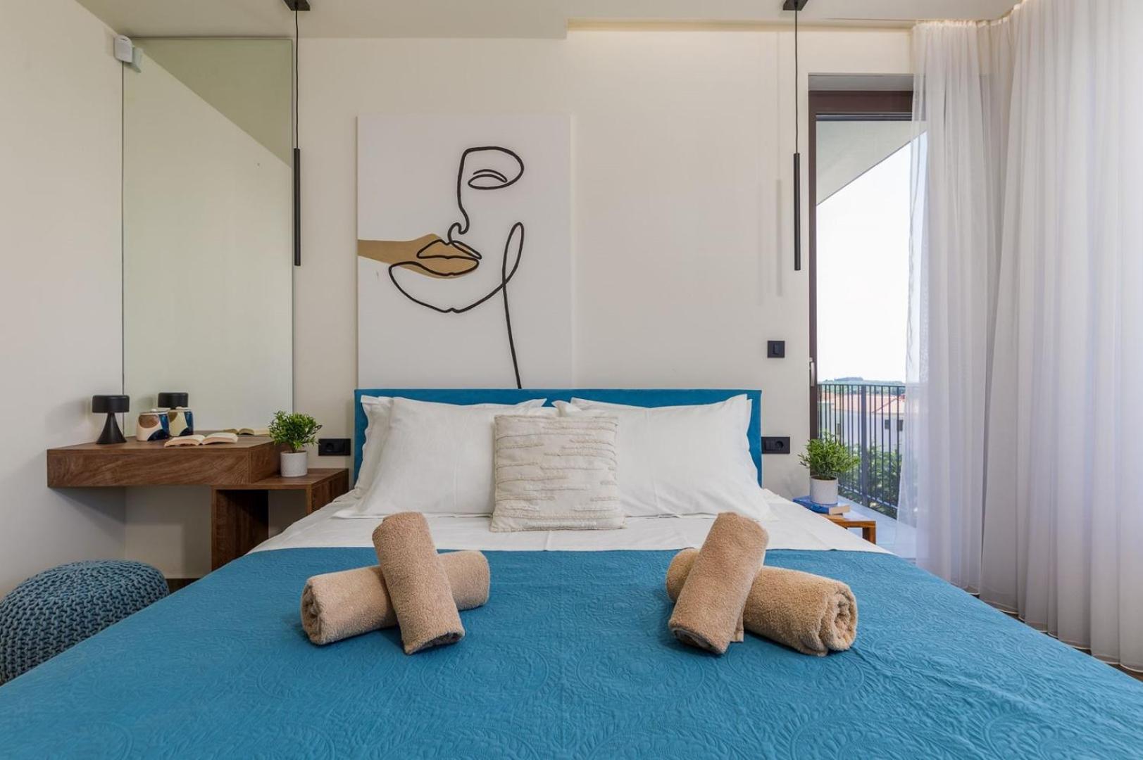 Villa Lumi - with private pool, sauna, outdoor jacuzzi, fitness room, table tennis