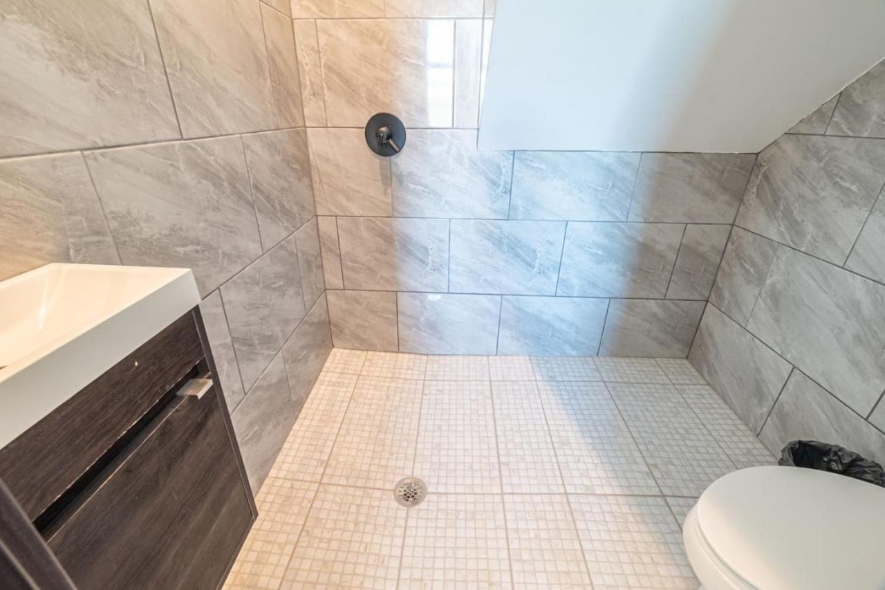 Paradise Cove and The PoolClub at Mahogany Bay