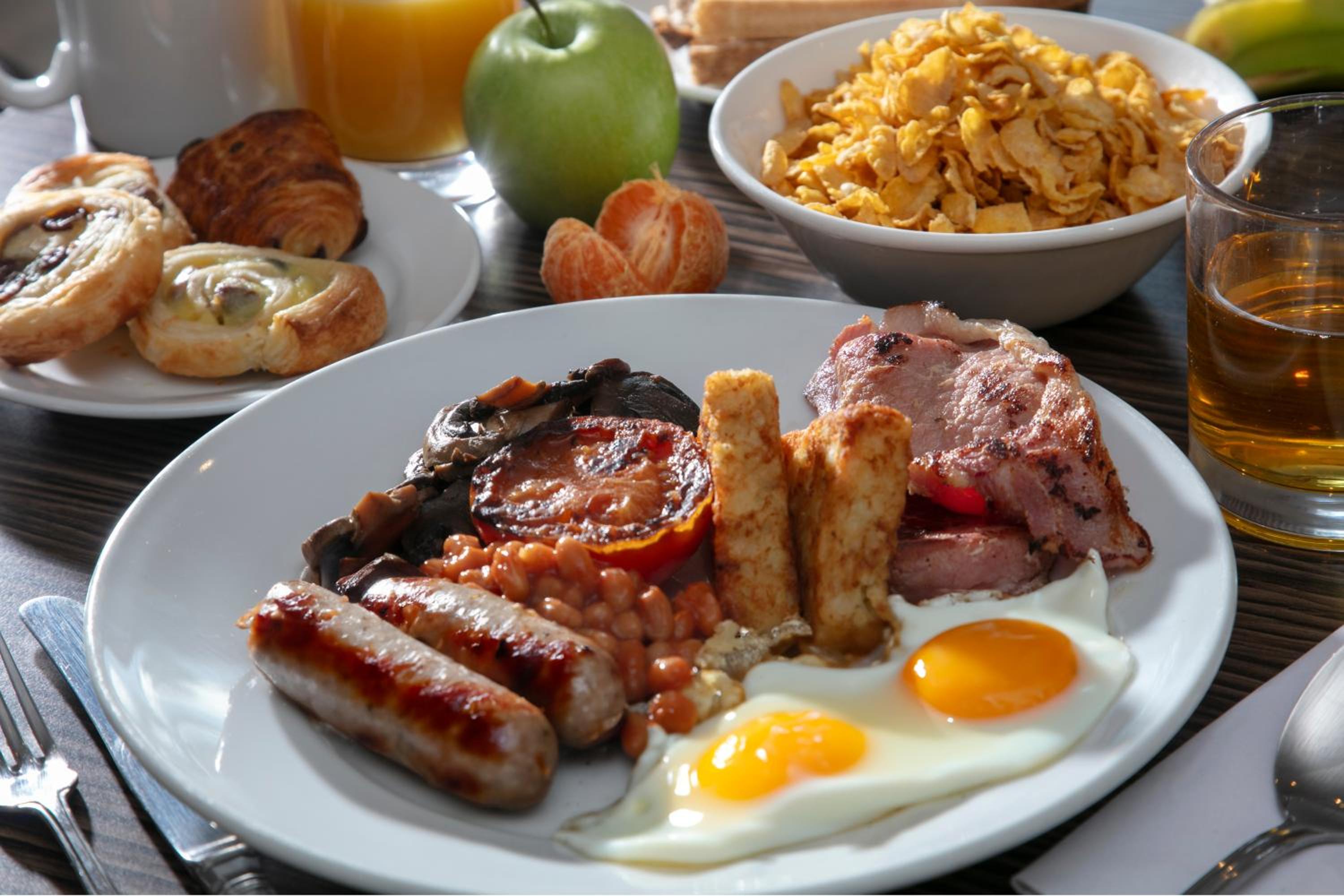 Watford Vacations - Best Western White House Hotel - Property Image 1