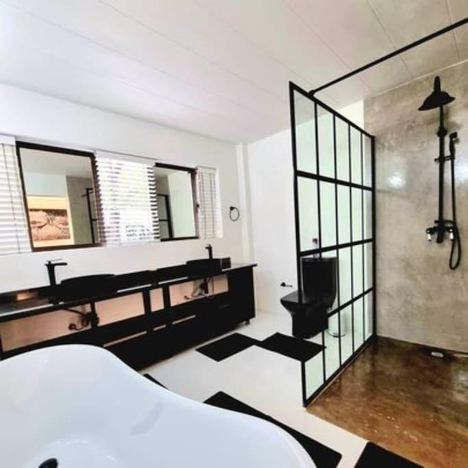 Luxury GuesthouseCo FarmHouse