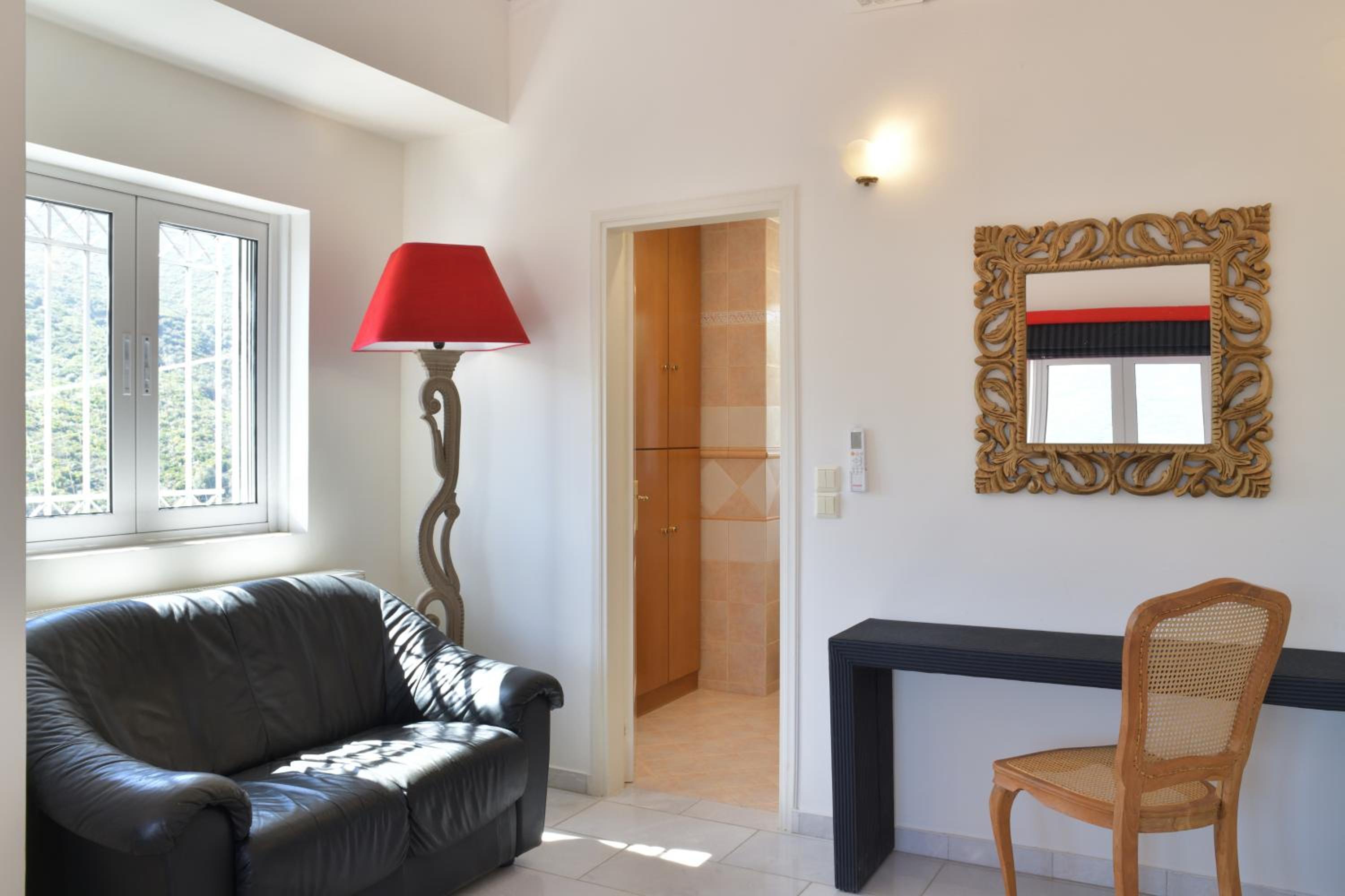 Villa Raks