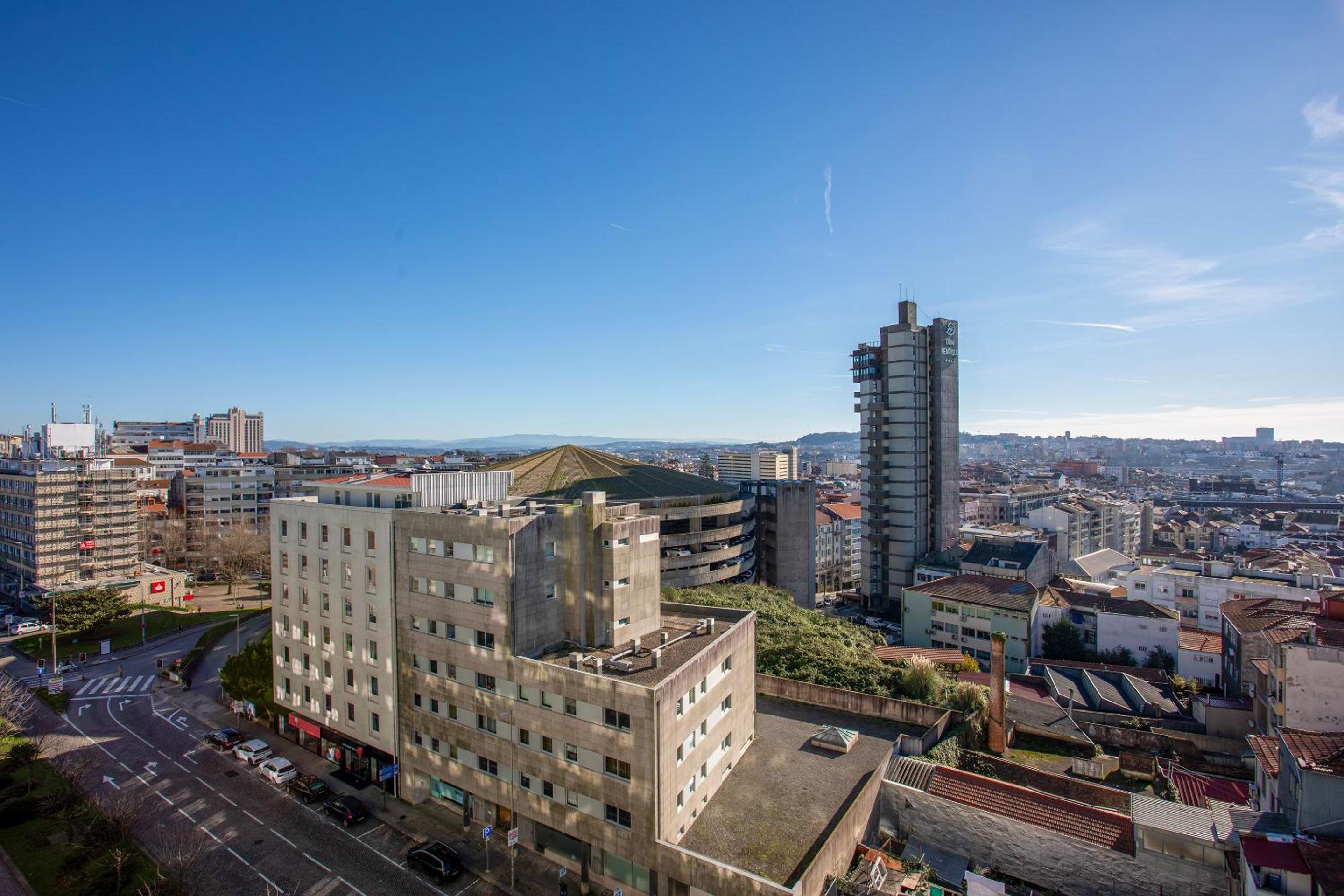 Liiiving in Porto - Light Trendy Apartment