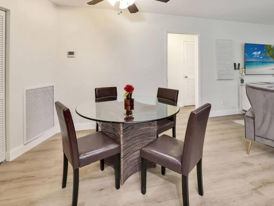 ELEVATED 377 - Family Oasis Retreat - 4-Bed Home with Pool view 5