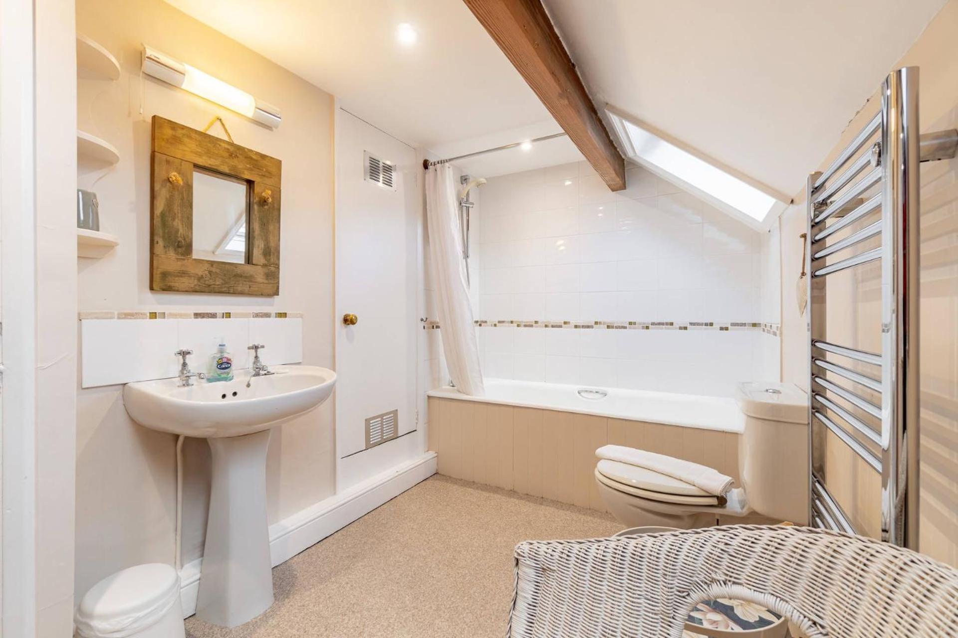 Amble Cottage