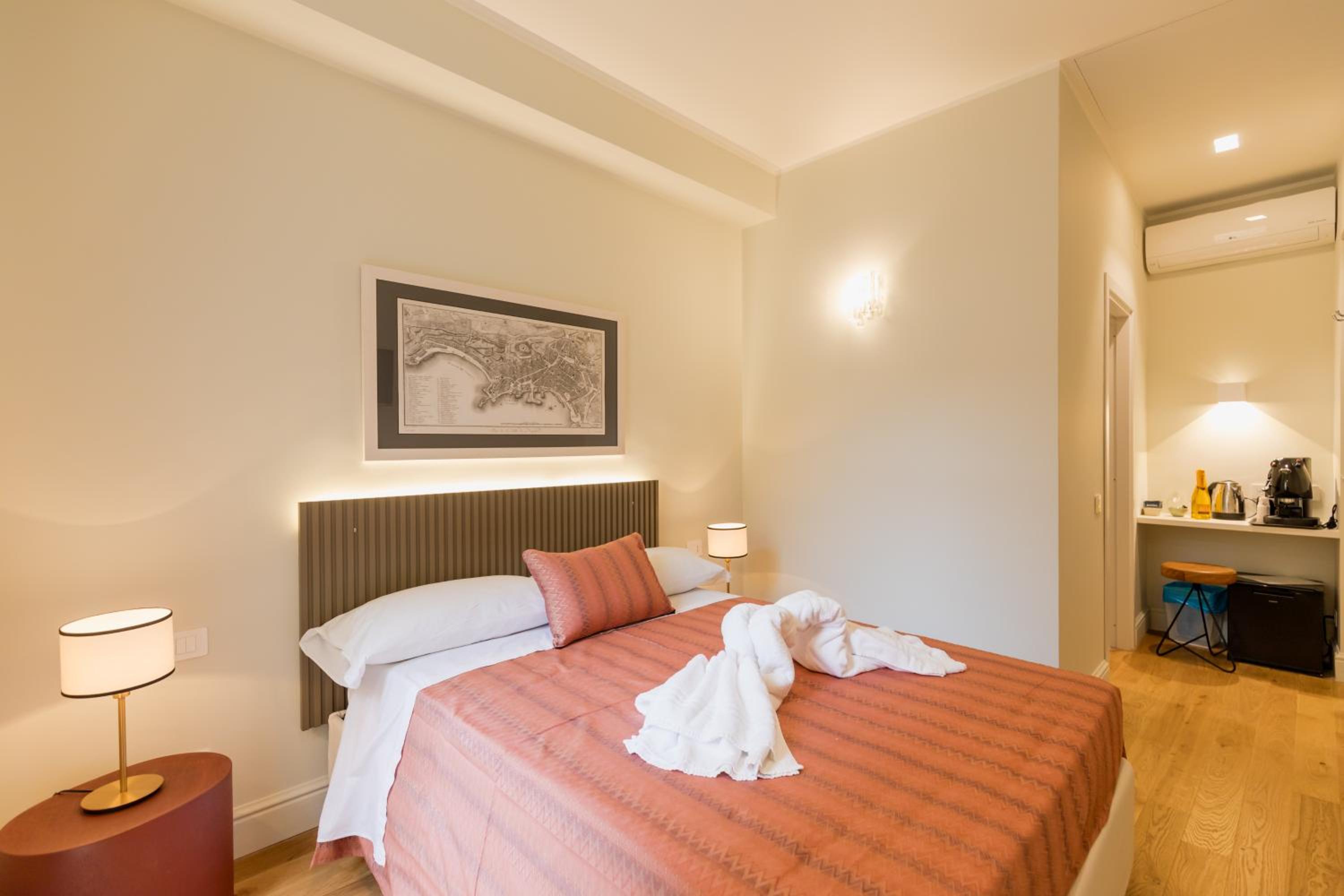 Piazza San Domenico Luxury Suites