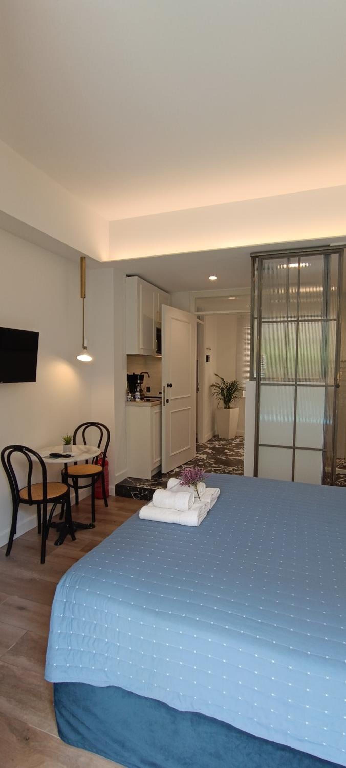 MUSES LUXURY SUITES