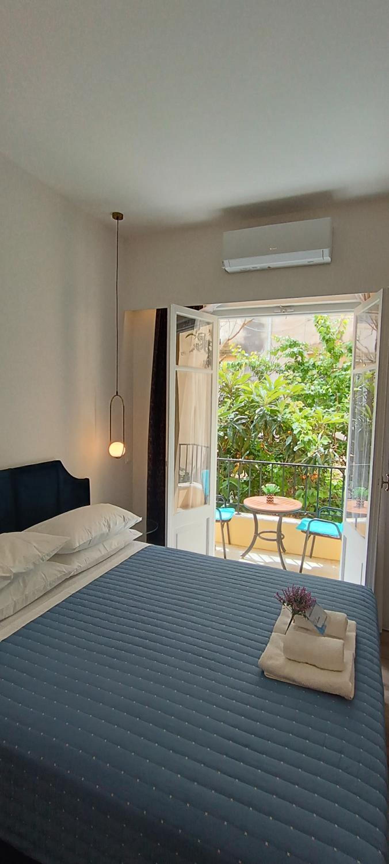 MUSES LUXURY SUITES