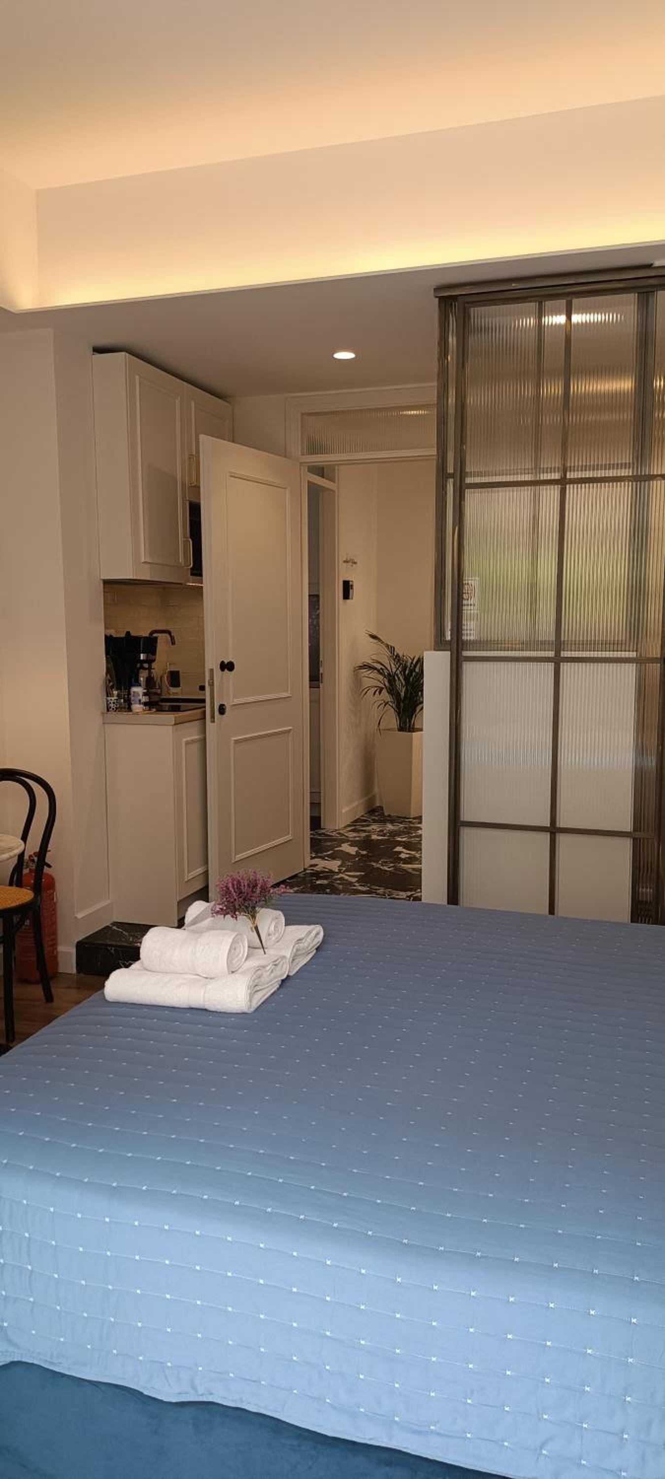 MUSES LUXURY SUITES