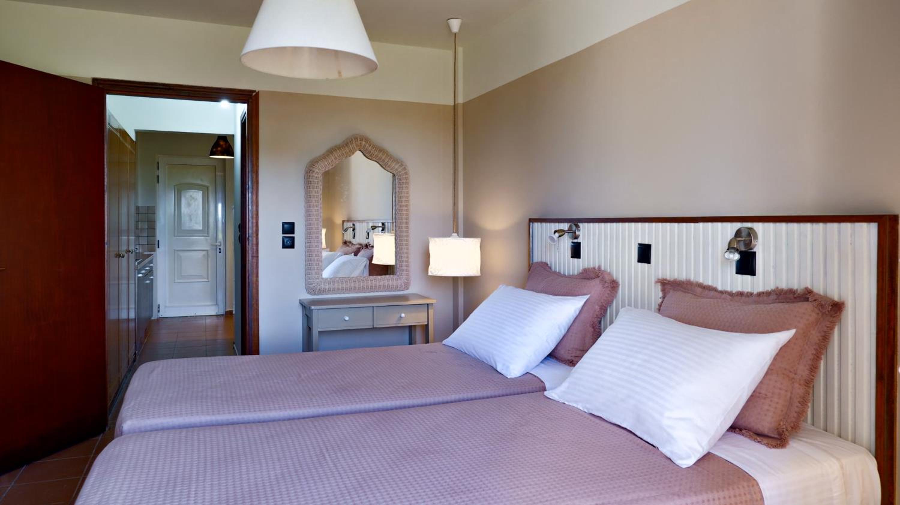 Kamara Apartments Marmari