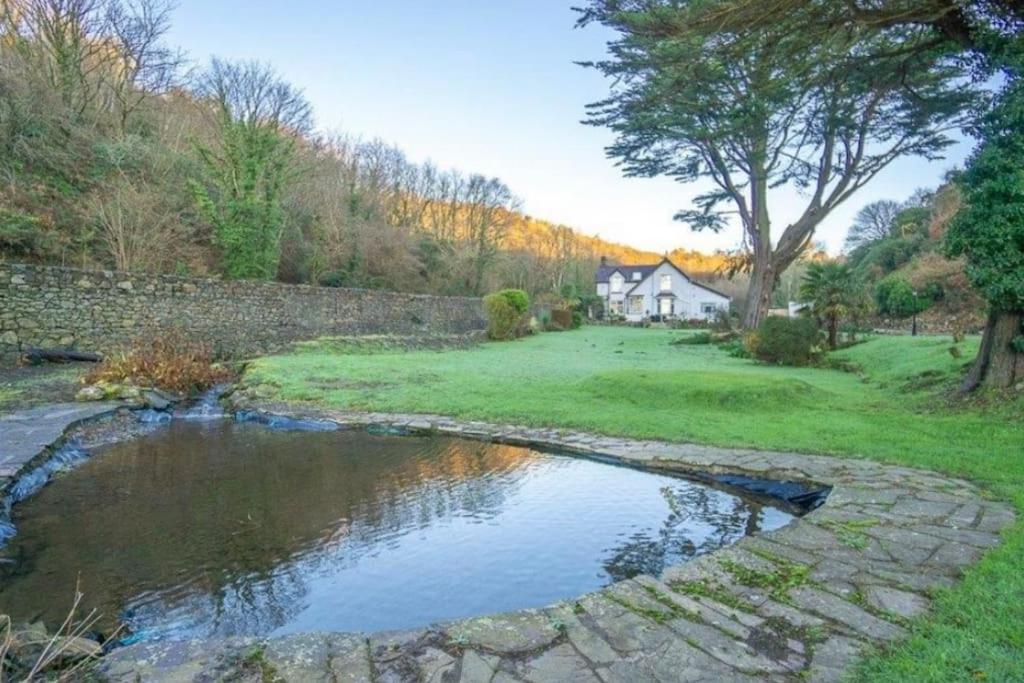 Glynllifon Country House Sleeps 15 near Abersoch view 5