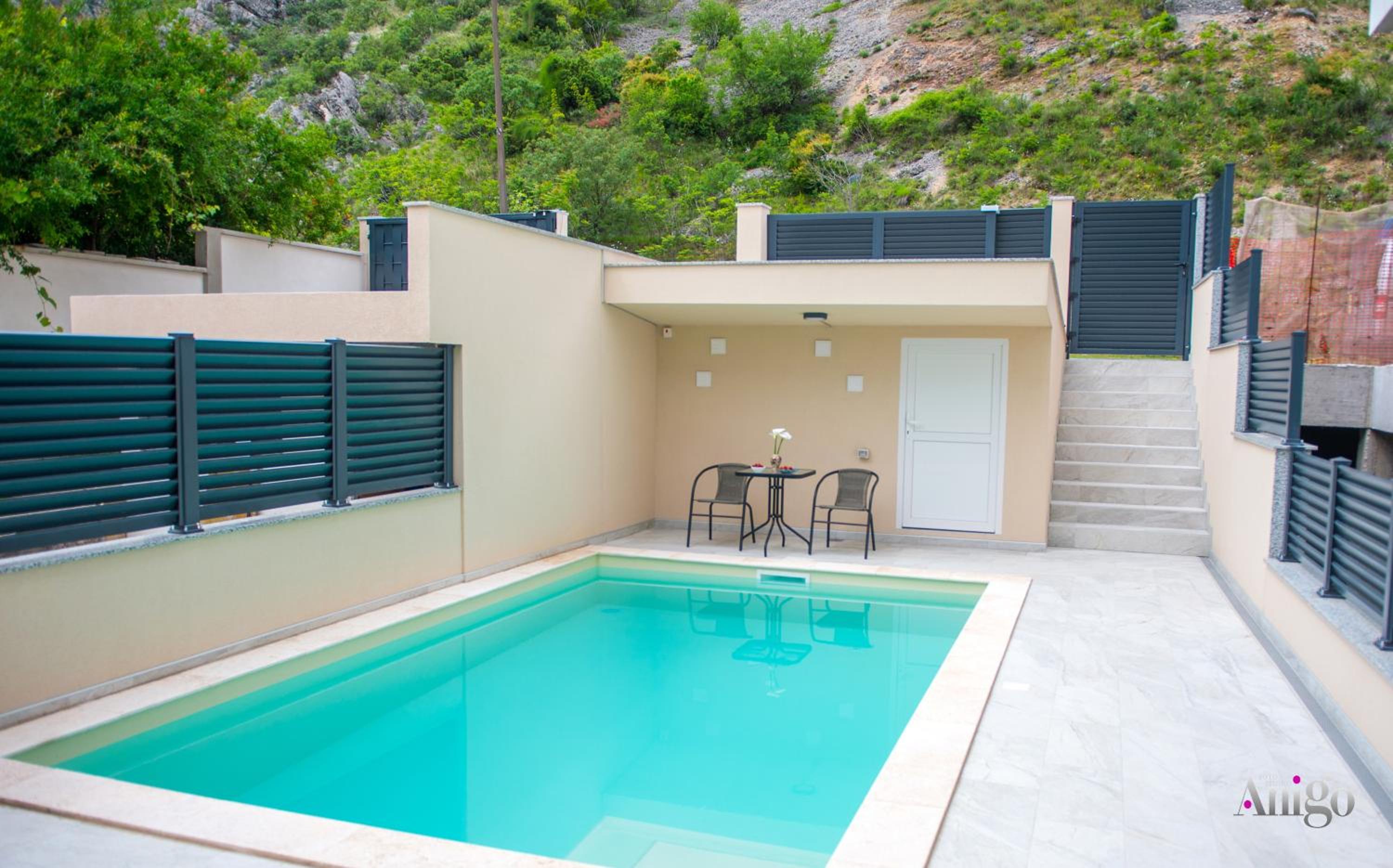 Apartments Gallery M and A - with pool