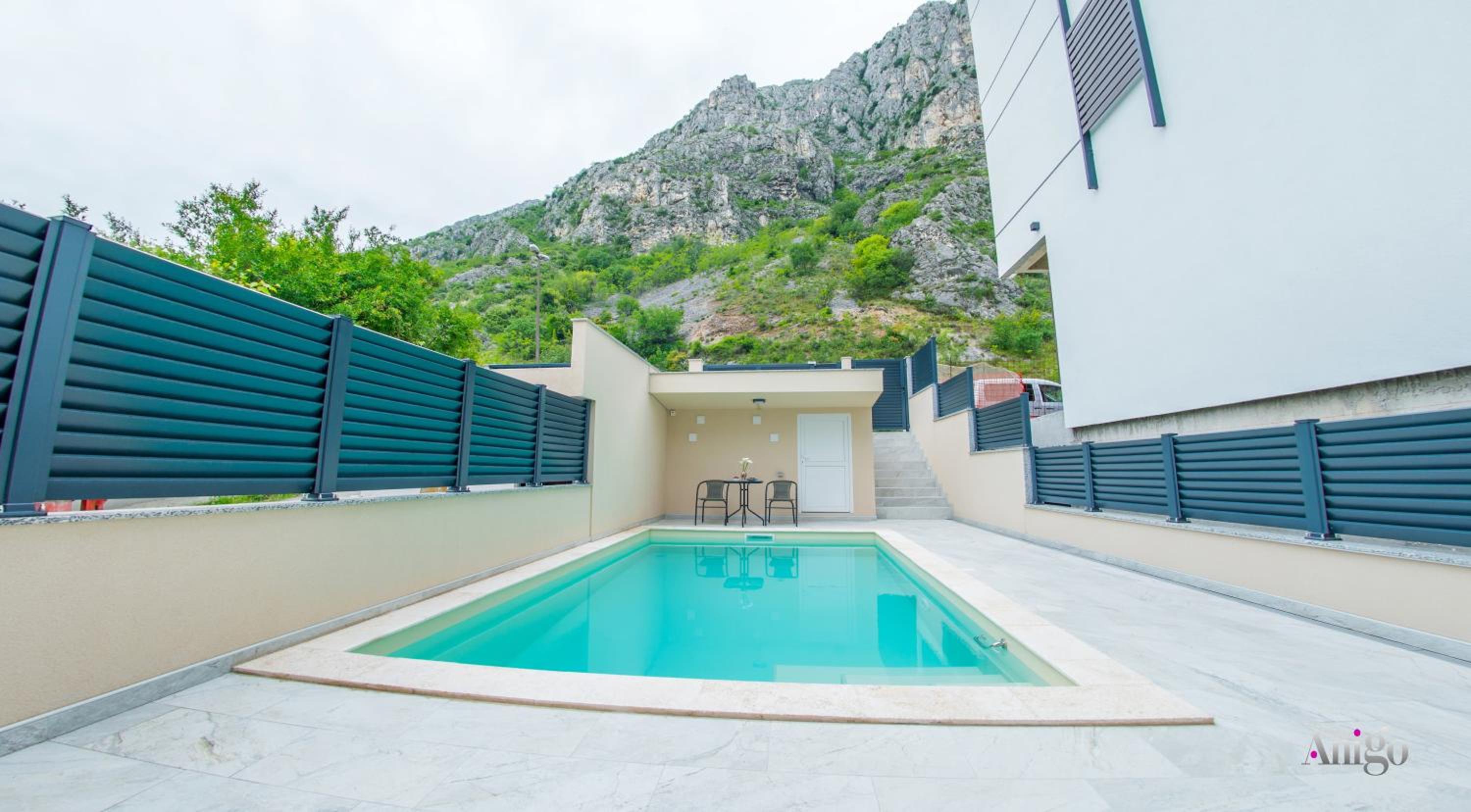 Apartments Gallery M and A - with pool