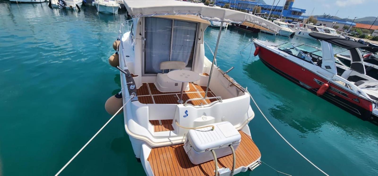 Rent a boat Montenegro UMA view 5