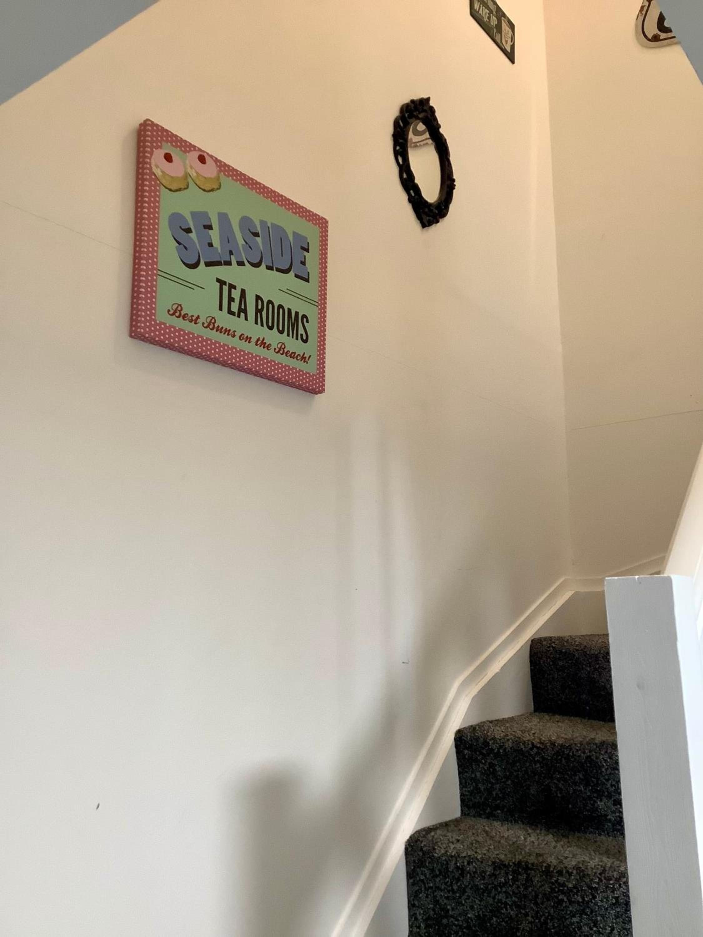 The Roscoe Boutique Apartment