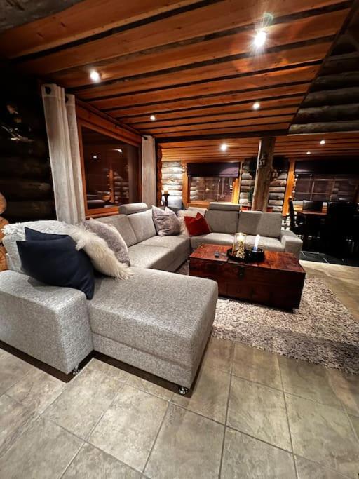 Sunshine luxury cabin