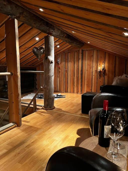 Sunshine luxury cabin