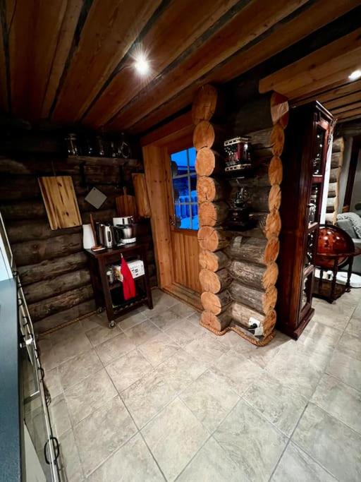 Sunshine luxury cabin