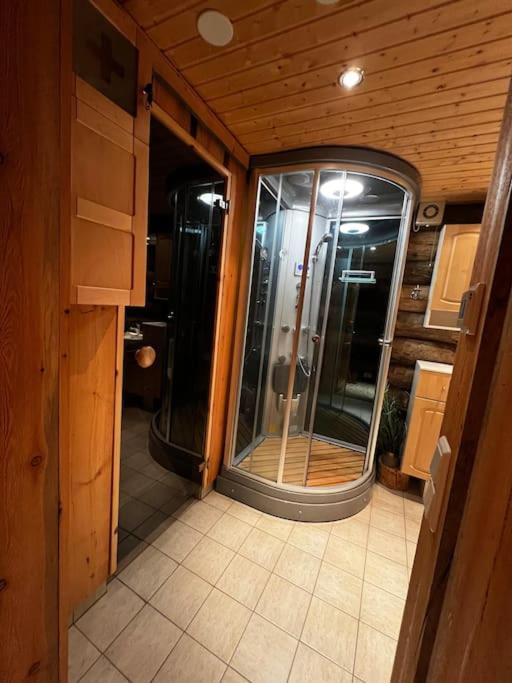 Sunshine luxury cabin