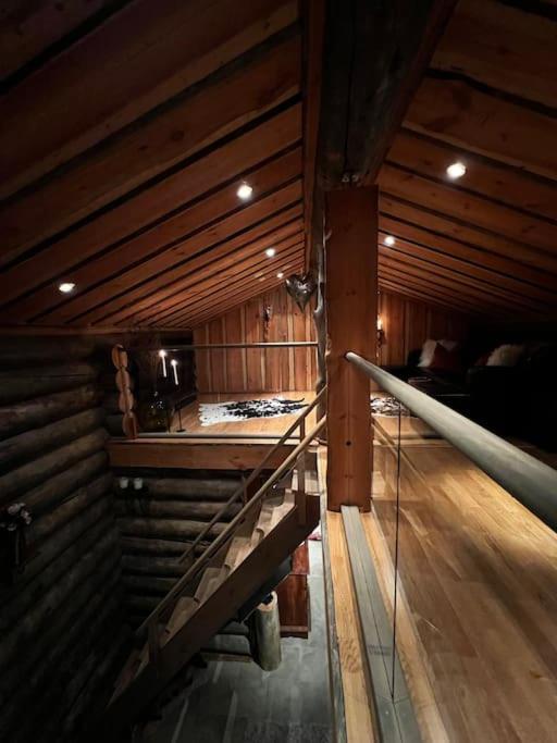Sunshine luxury cabin