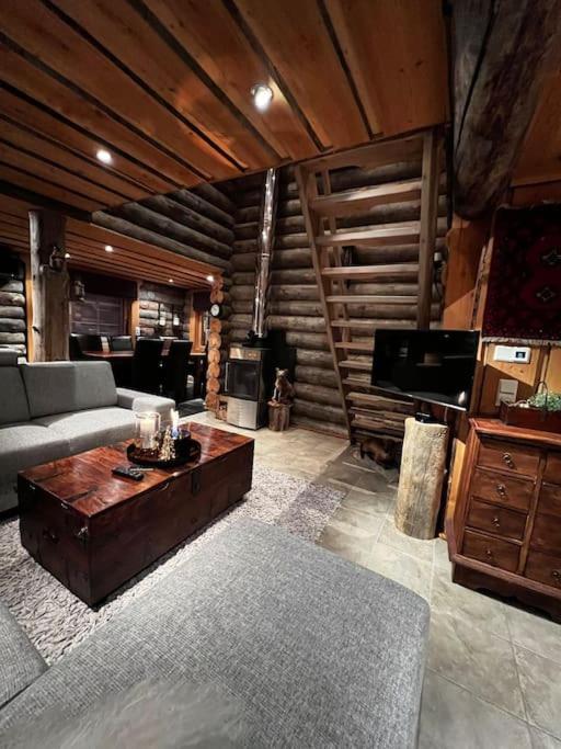 Sunshine luxury cabin
