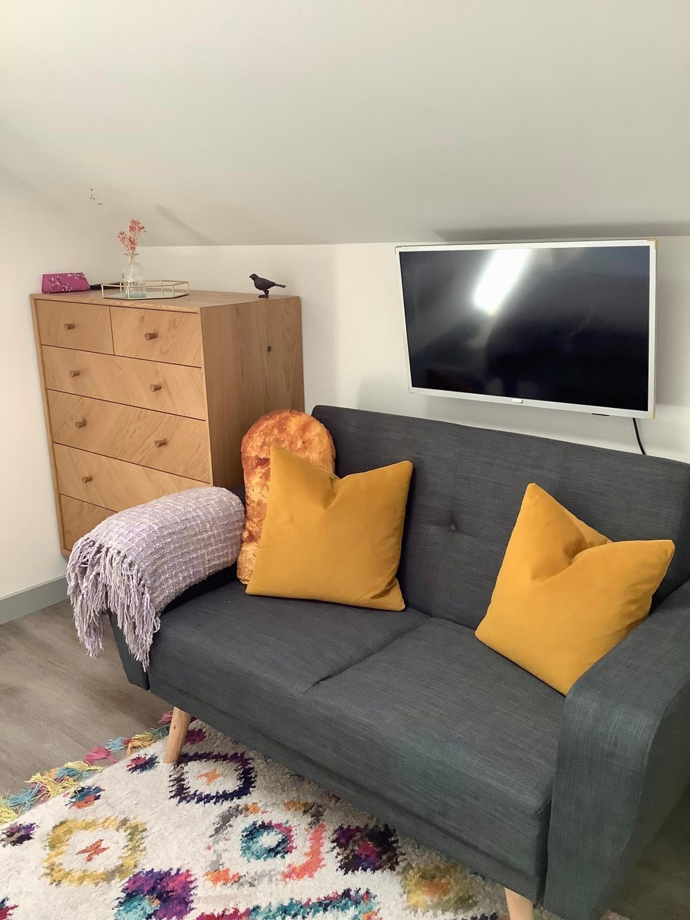 The Roscoe Boutique Apartment