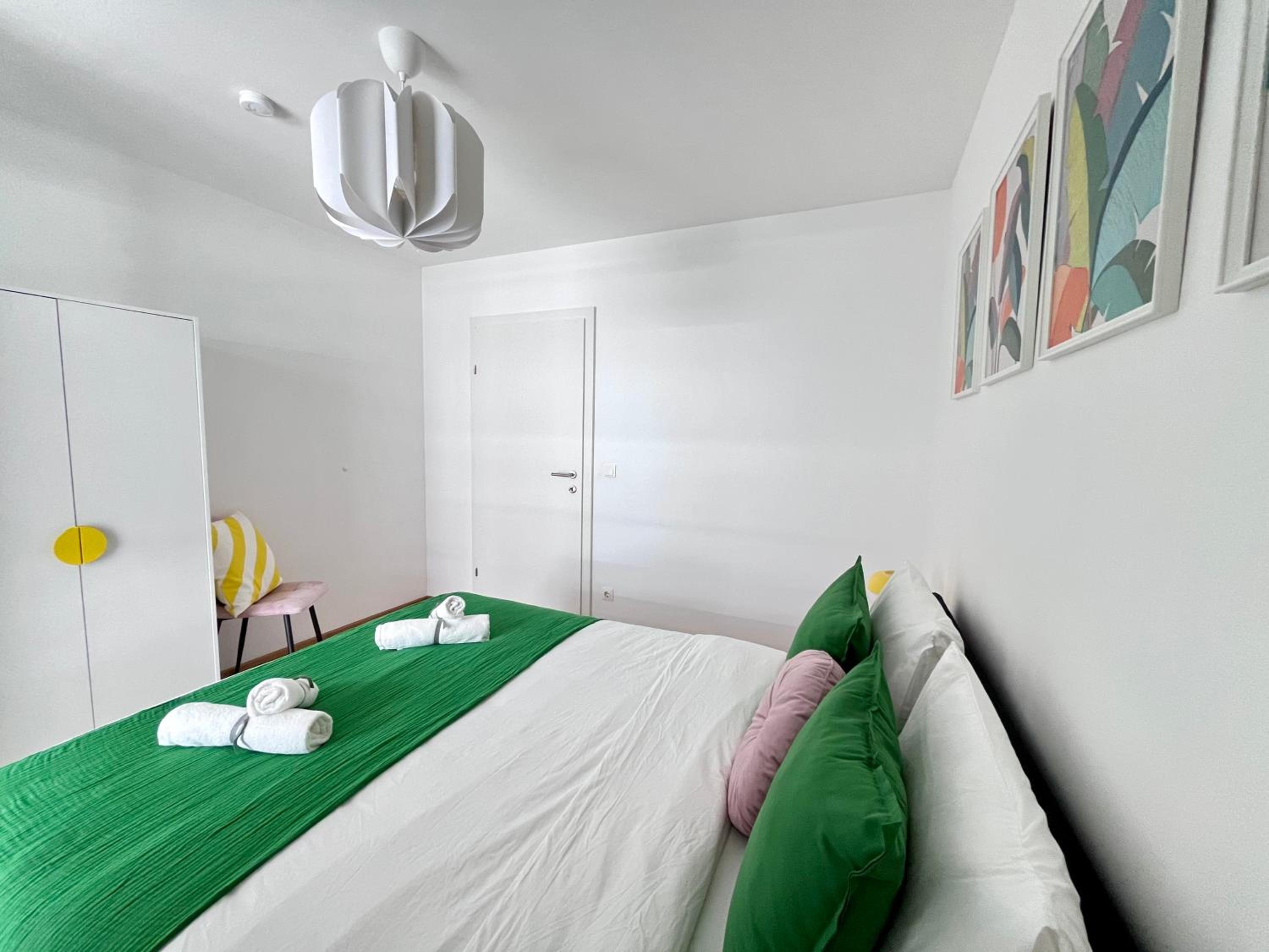 Funky Apartment near Central Station Free Parking