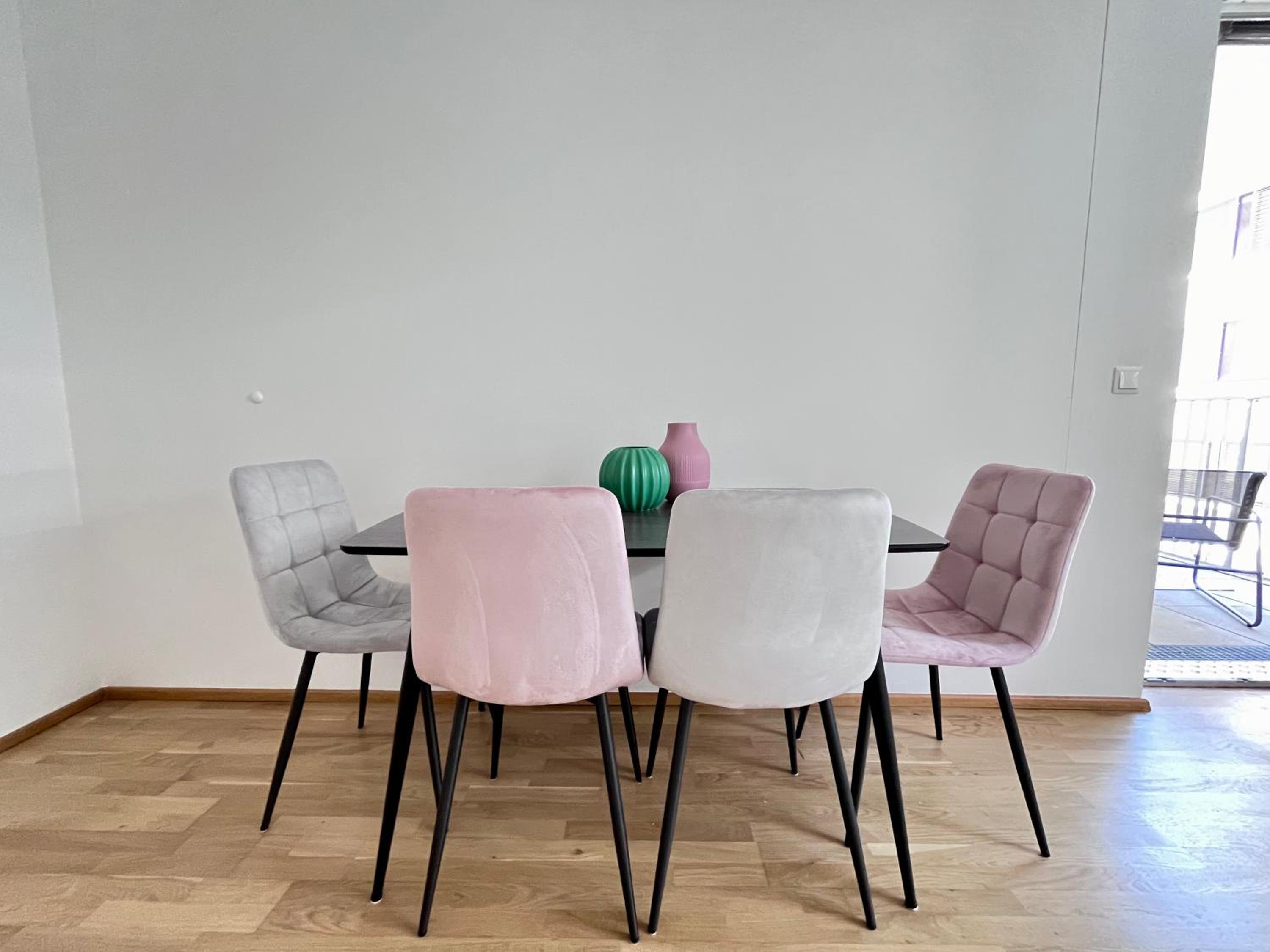 Funky Apartment near Central Station Free Parking