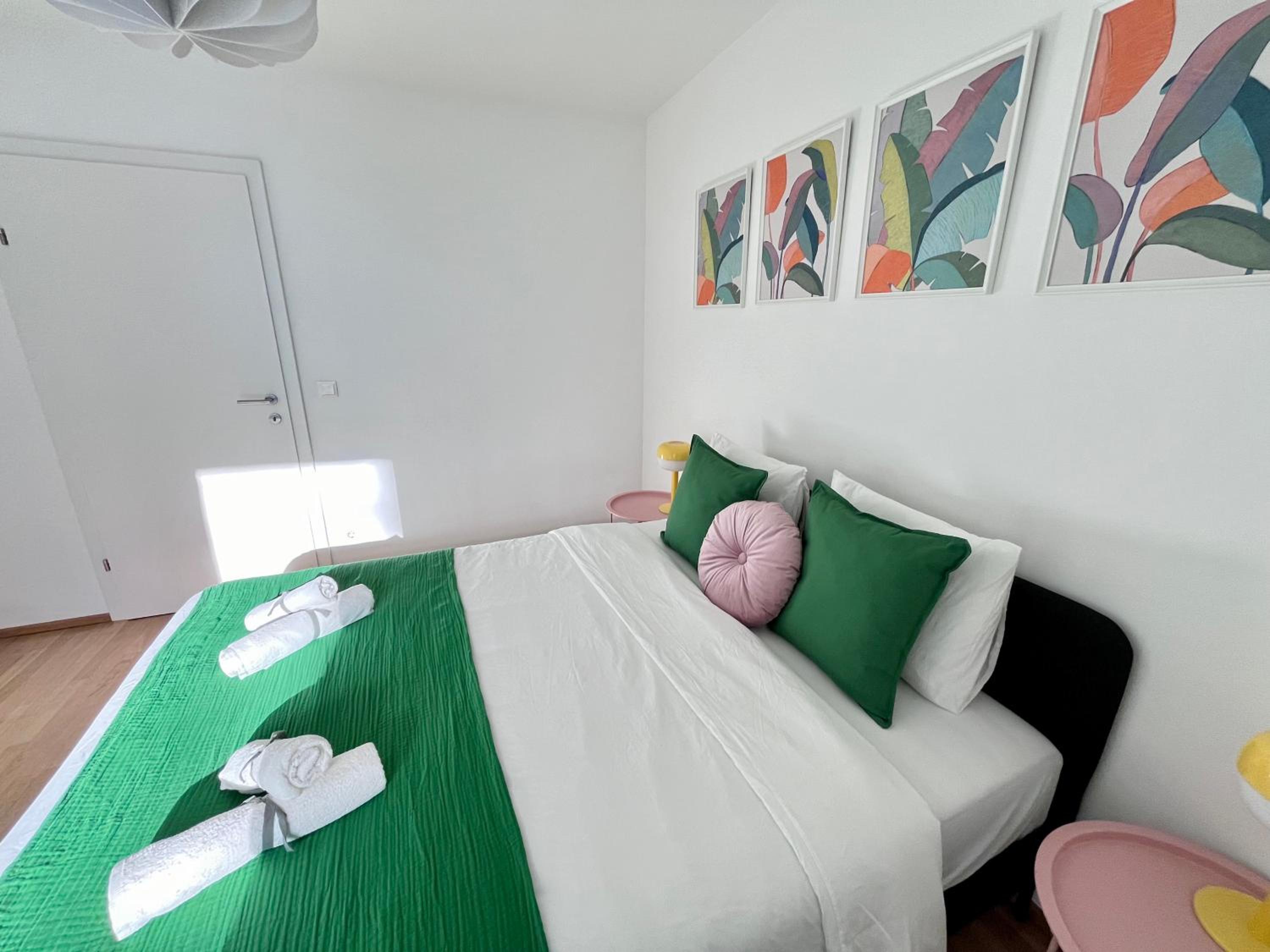 Funky Apartment near Central Station Free Parking
