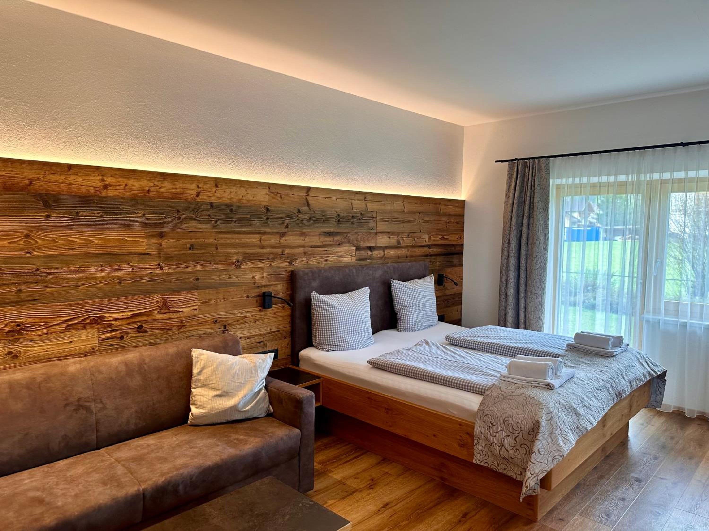 AKTIV Apartments by Peak Stay view 2