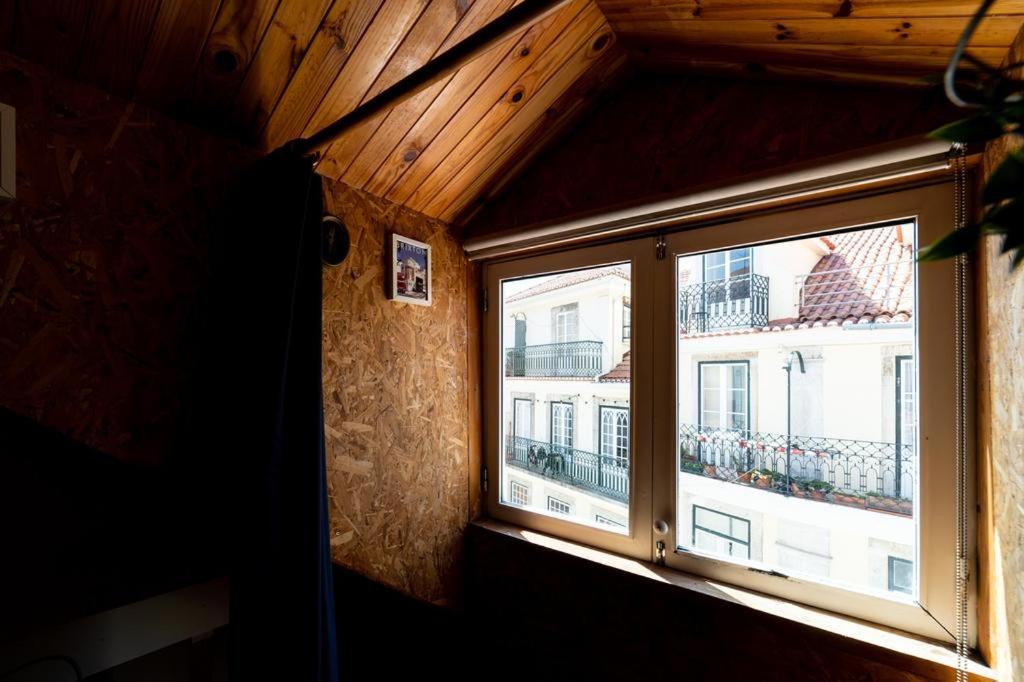 Lovely Duplex Loft Prime Location Top Street Flex CheckInOut view 4