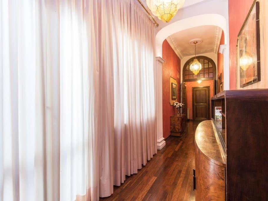 Luxury Apartment Spanish Steps