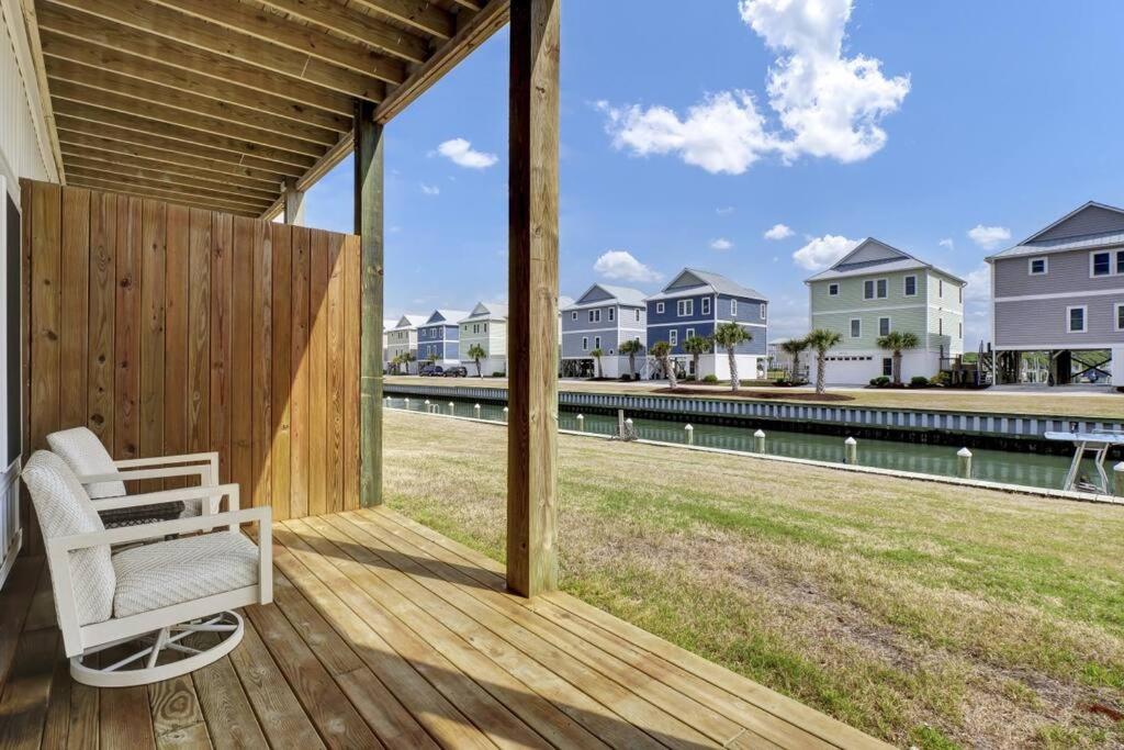 Waterfront*Steps to beach*Boat Launch*Kayaks*Pools view 3