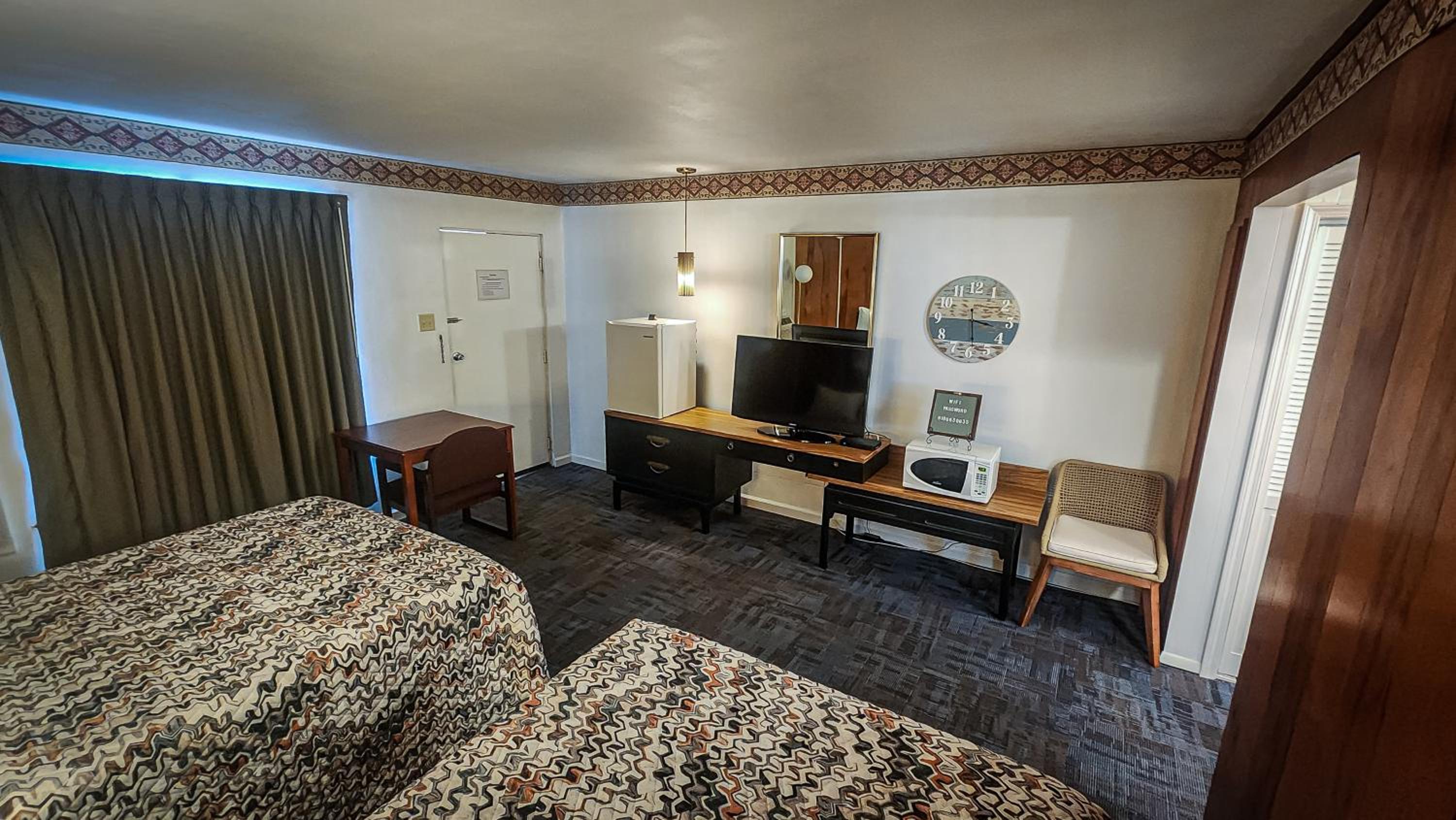 Benton Motel - Property Image 8