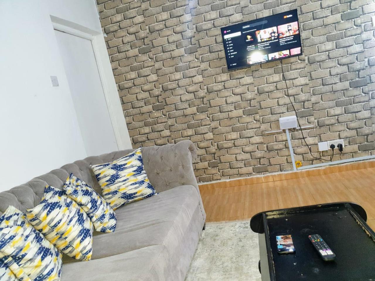QUEENS PLACE KILIMANI