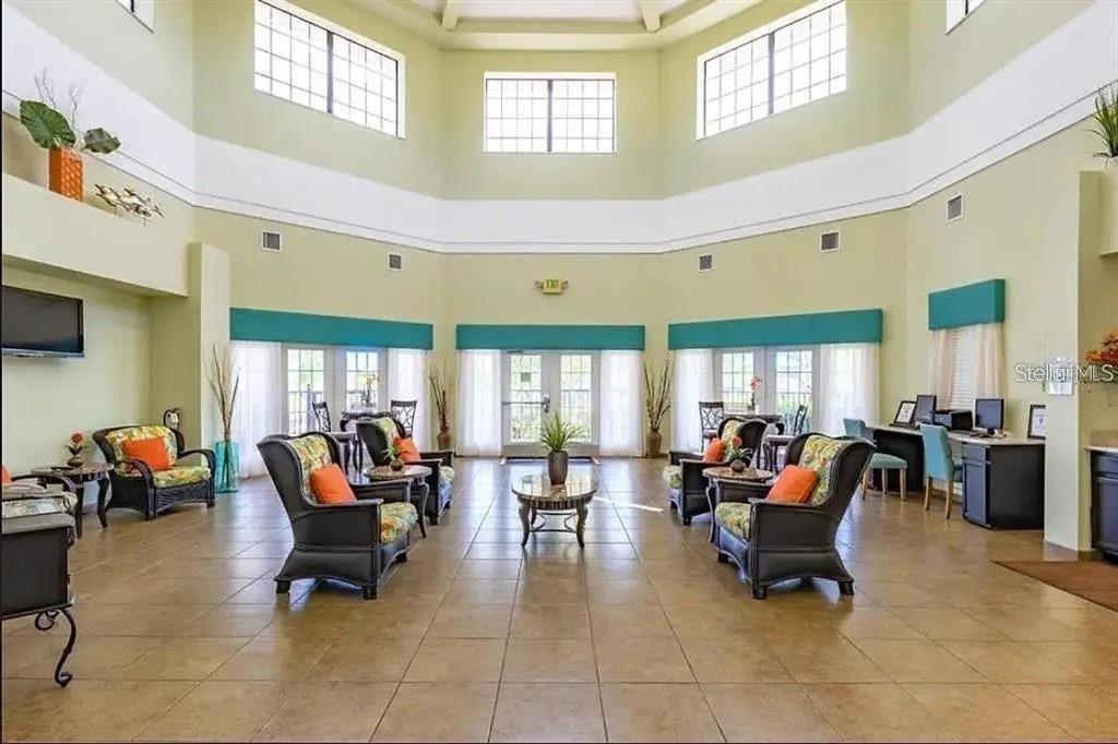 3 bed - Private Oasis - Completley Immaculate view 5