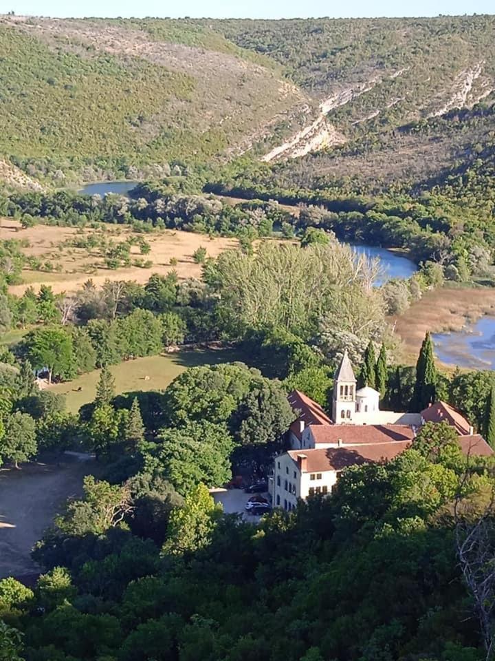 Studio Apartmani Sladakovic