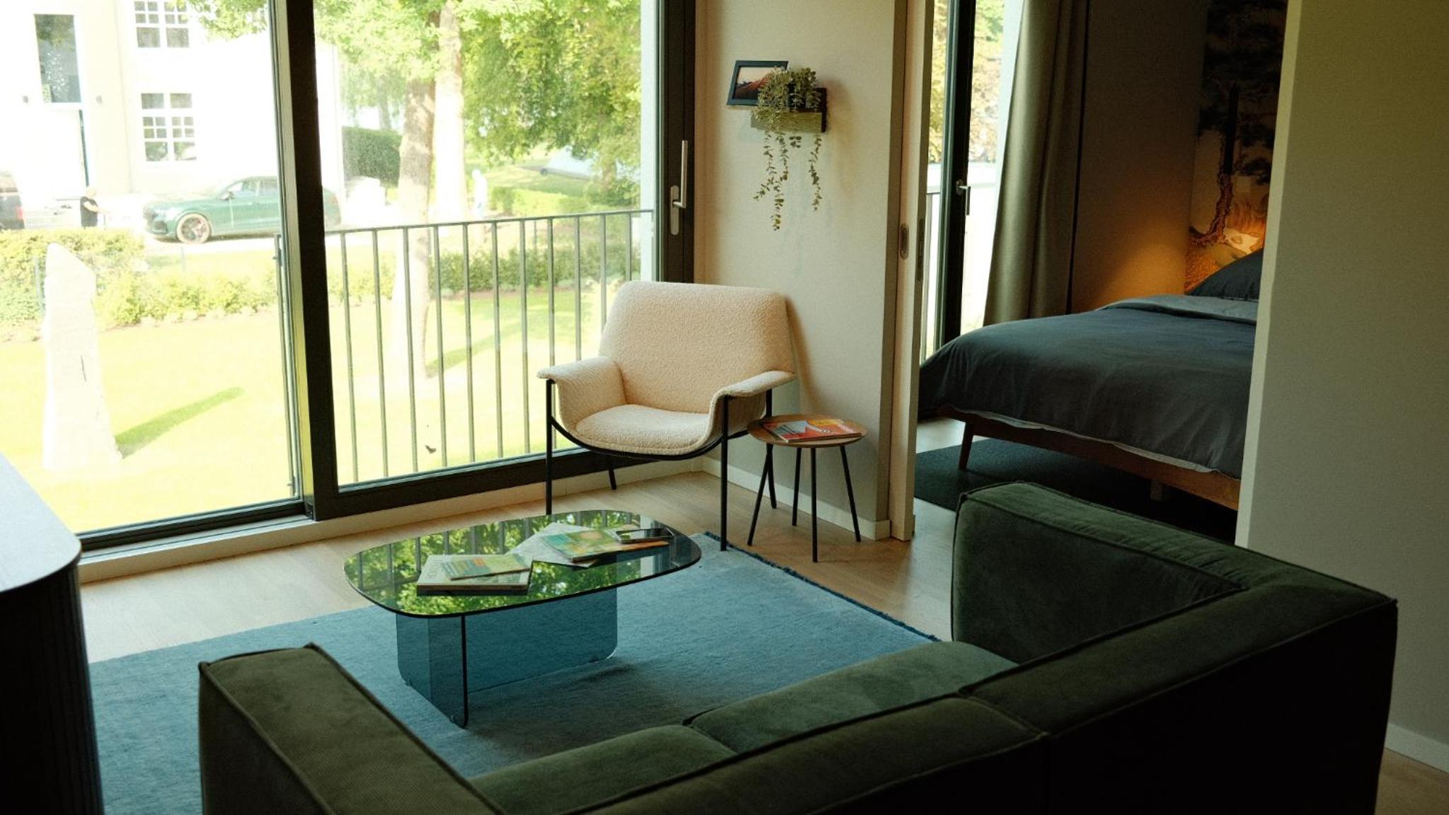 bluestar apartments am Storkower See inkl Badesteg und Gartensauna
