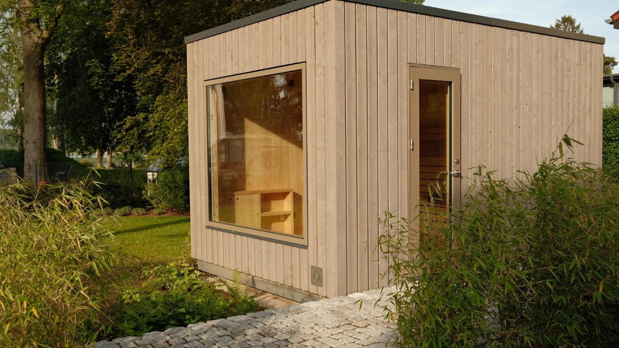 bluestar apartments am Storkower See inkl Badesteg und Gartensauna