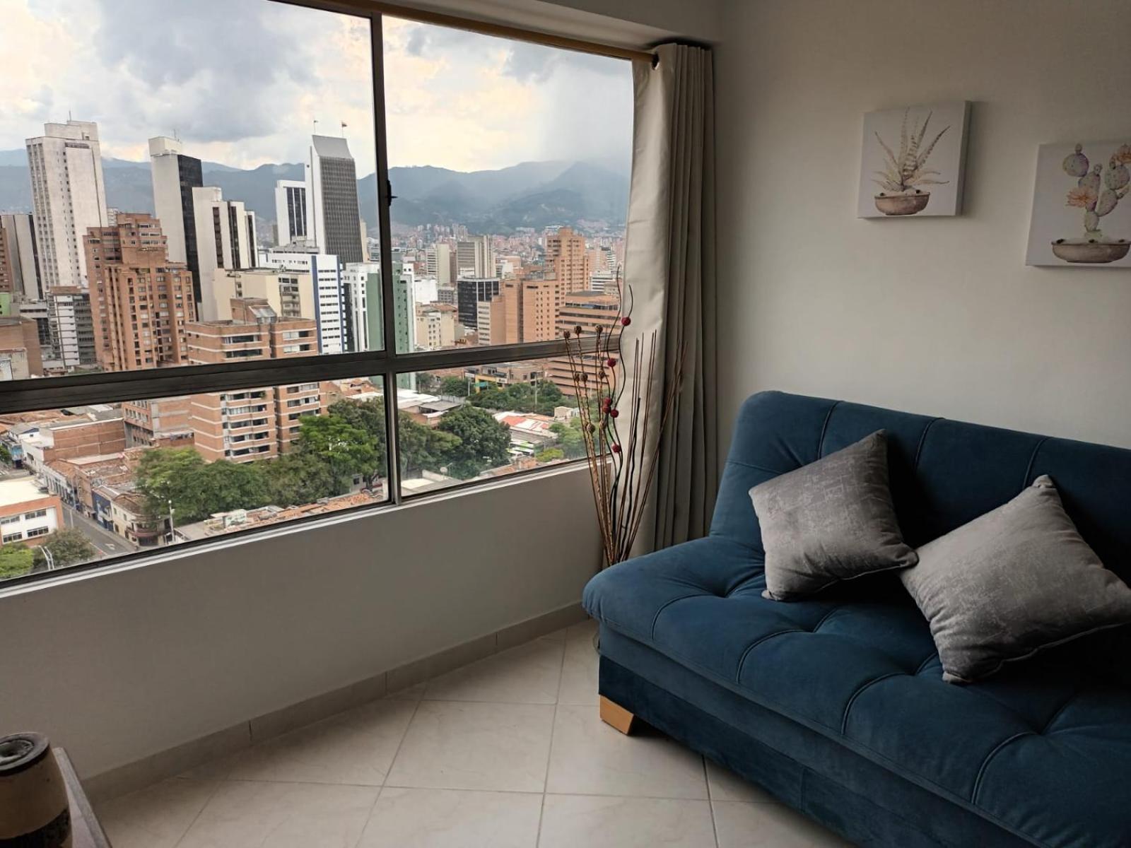 En la cima y en el corazón de Medellín