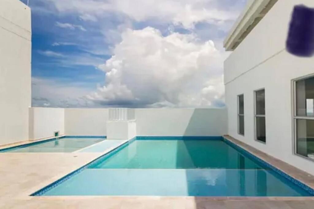 Apartamento piso alto