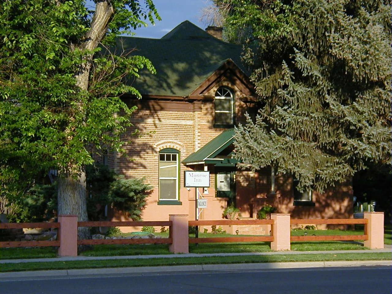 Monroe Inn