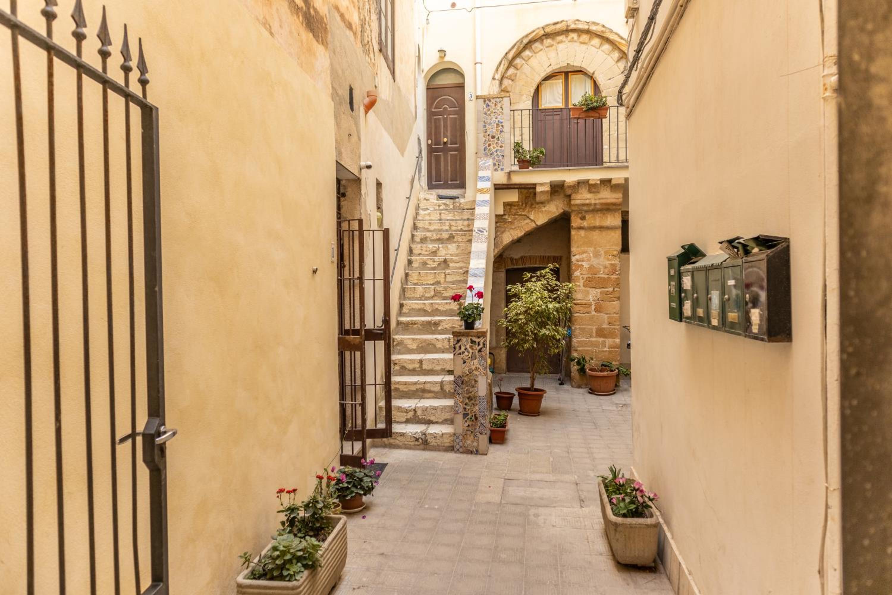 Antico Portale
