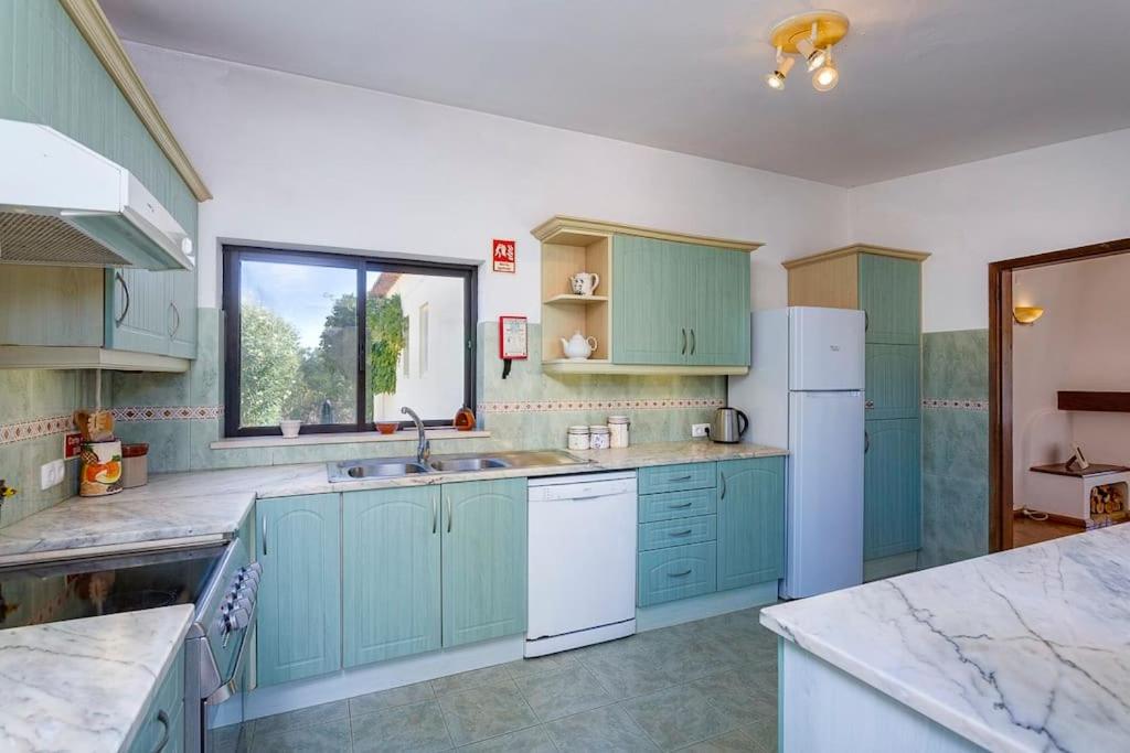 Spacious 3 bed villa in National Park near beach