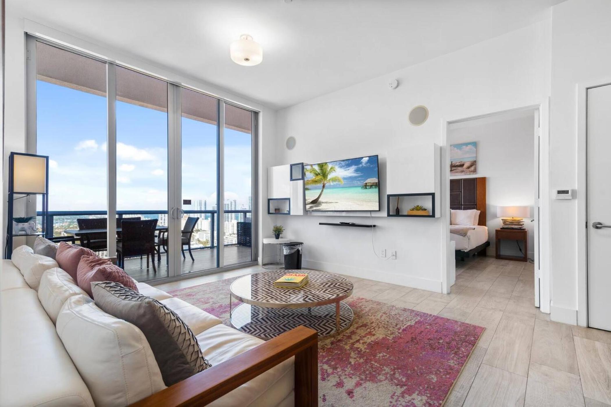 Top Floor Luxury Penthouse with Private Roof Deck view 2