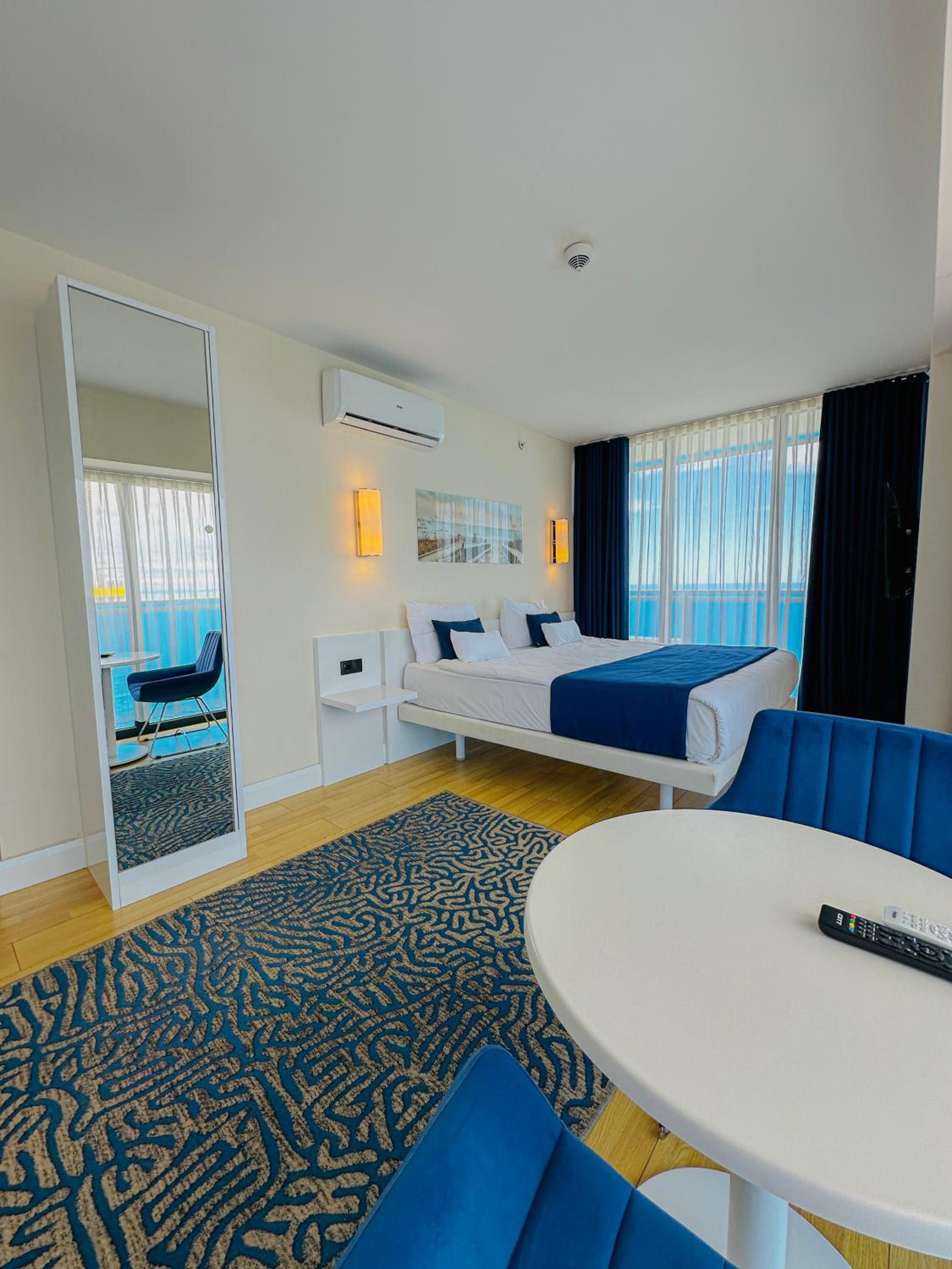 Seaside vip Hotel view 4