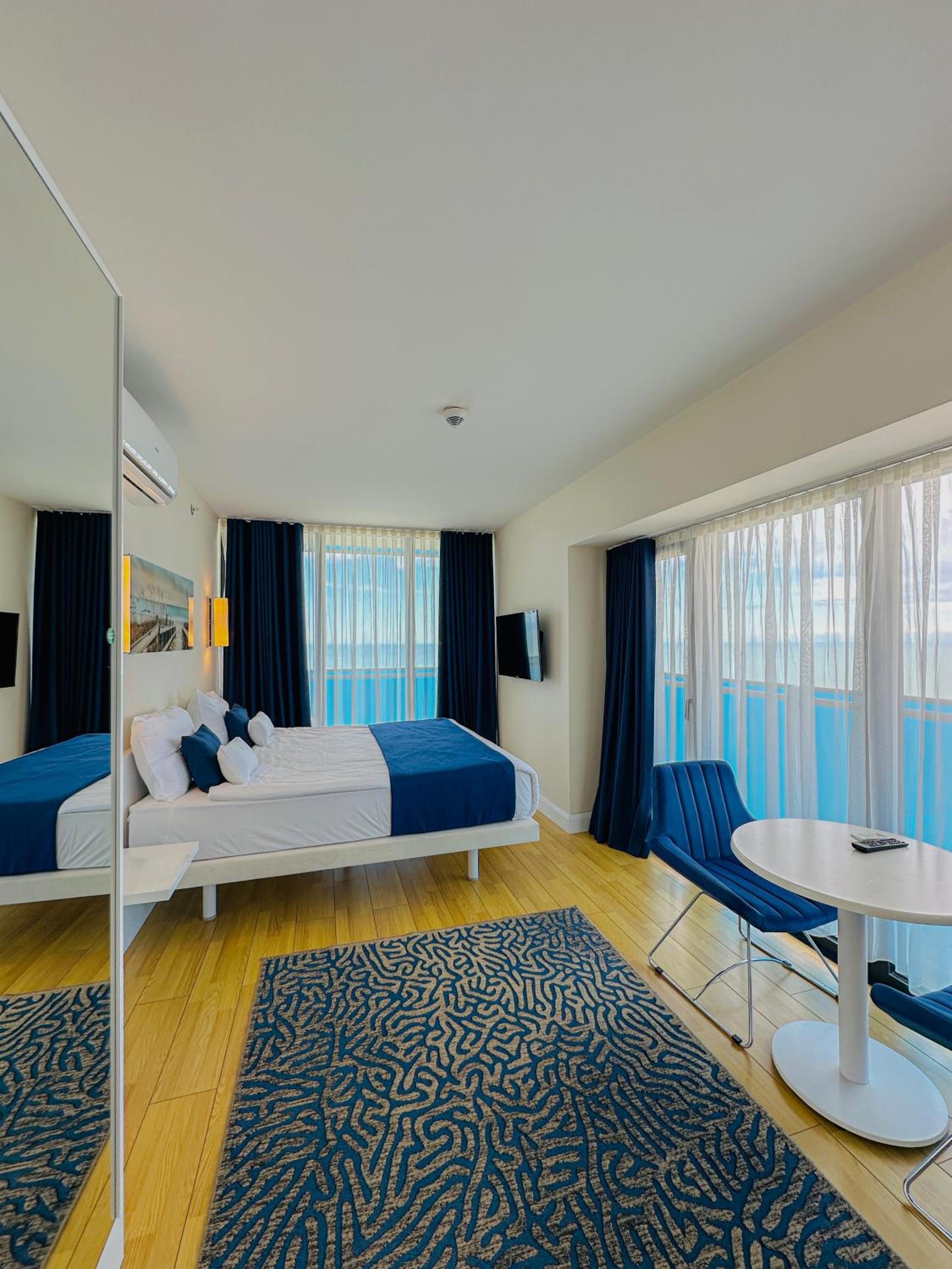 Seaside vip Hotel view 2