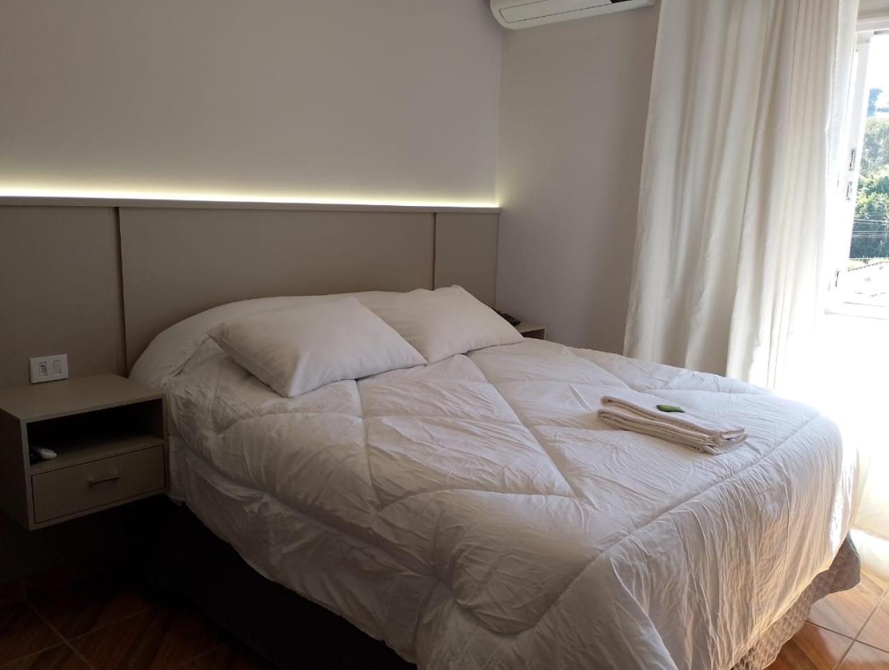 Victoria Hotel - Campanha - MG