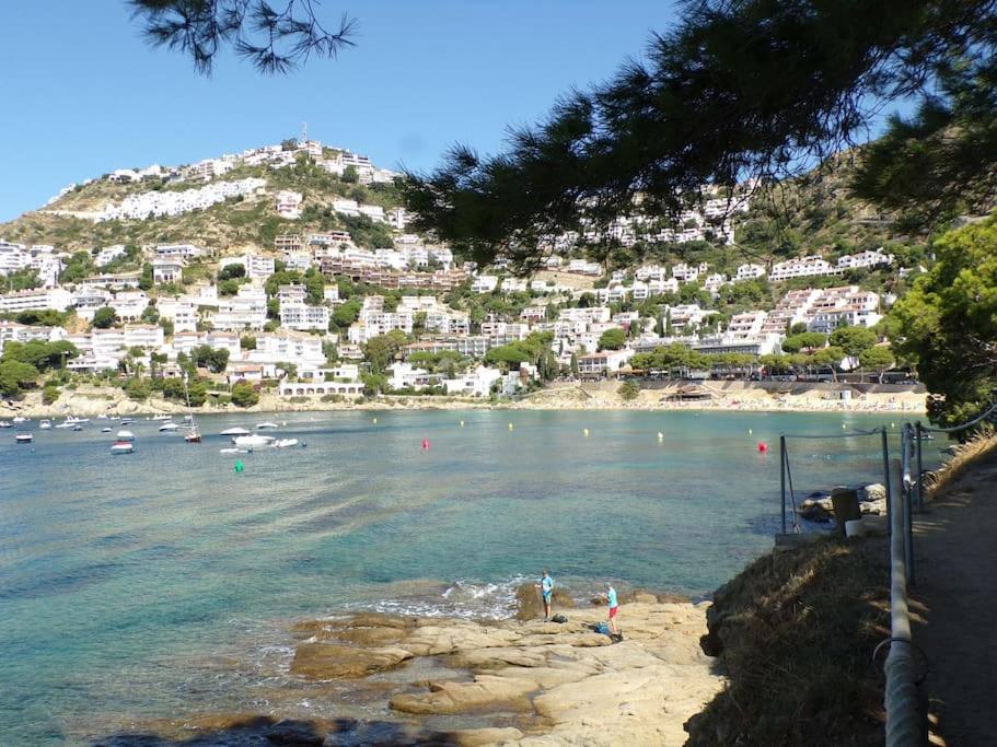 T4 IDEAL FAMILLE 6PERS /50m PLAGE/CANYELLES ROSES view 2